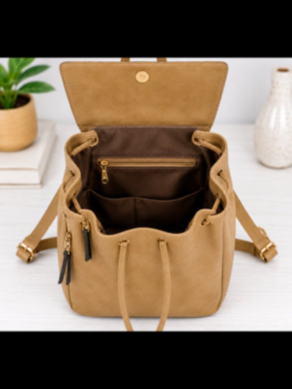 Convertible Vegan Leather Backpack Purse Crossbody Handbag NWT - Picture 3 of 3